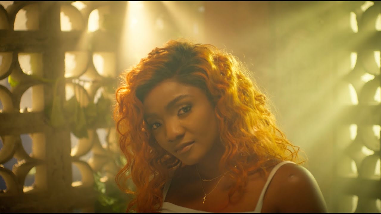 Simi - Naked Wire (Clip Officiel)